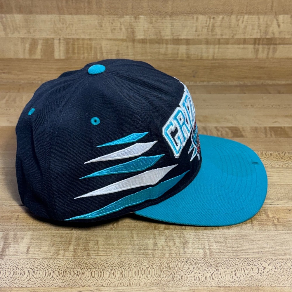 Mitchell & Ness Vancouver Grizzlies Snapback Hat diamond cut Hardwood Classics - Picture 3 of 8